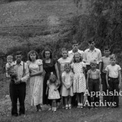 Large family portrait, outdoors