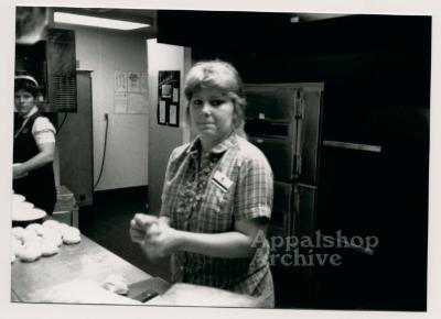 Fast Food Women production still