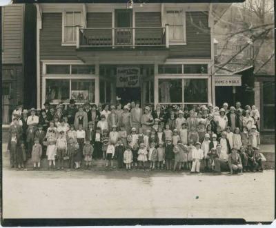 Sunday School group in Neon, KY, 1928