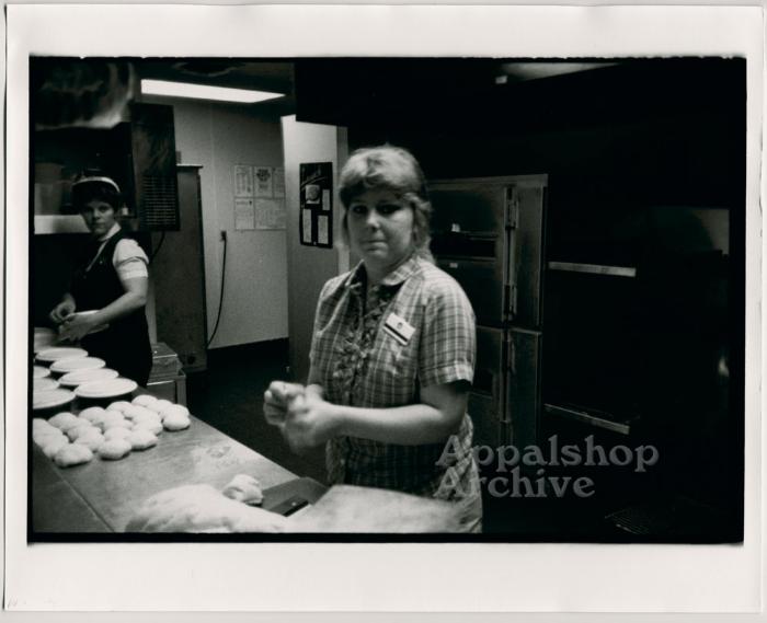 Fast Food Women production still