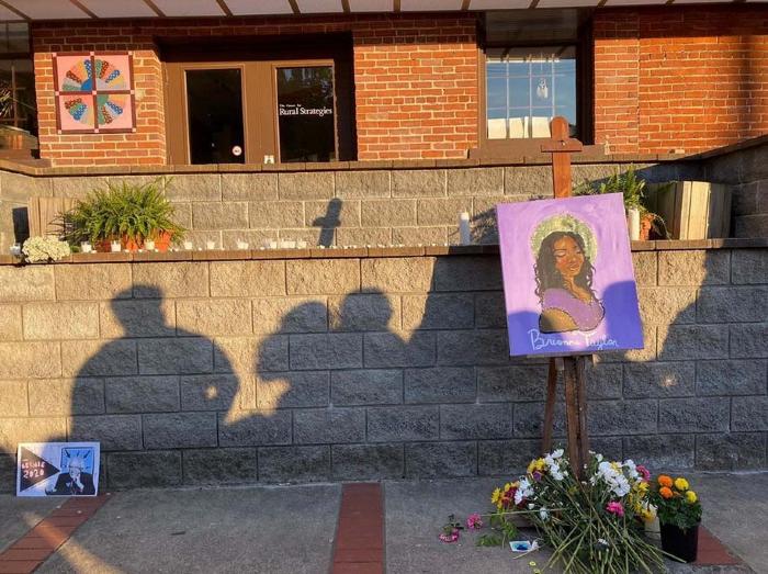 Breonna Taylor memorial in front of Whitesburg City Hall