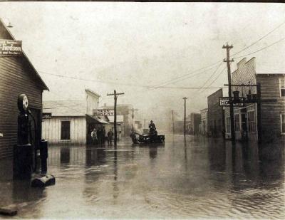 Neon, flooded Main Street. 1925