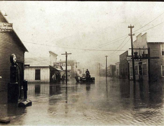 Neon, flooded Main Street. 1925