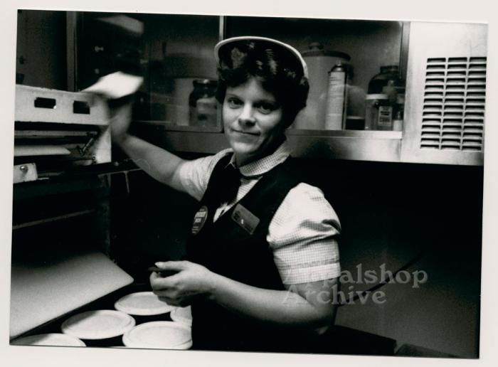 Fast Food Women production still