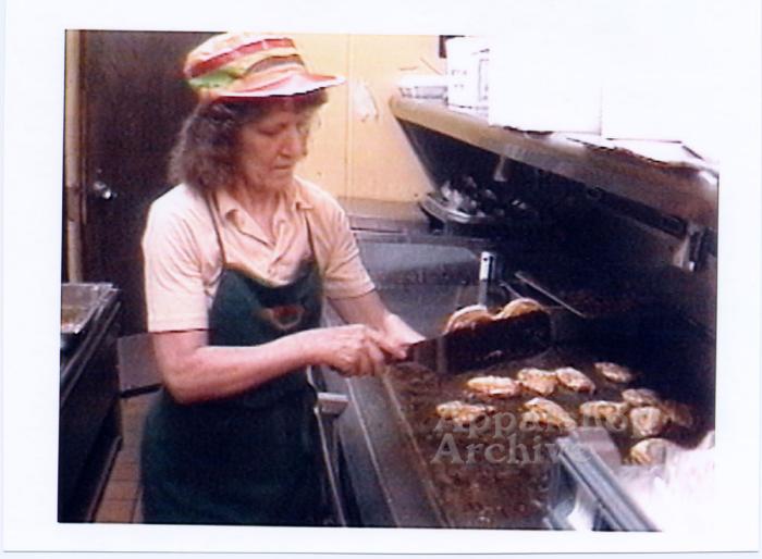 Fast Food Women production still