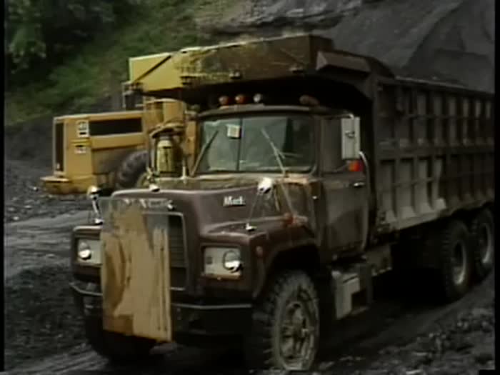 Interview with strikebreakers at Massey worksite