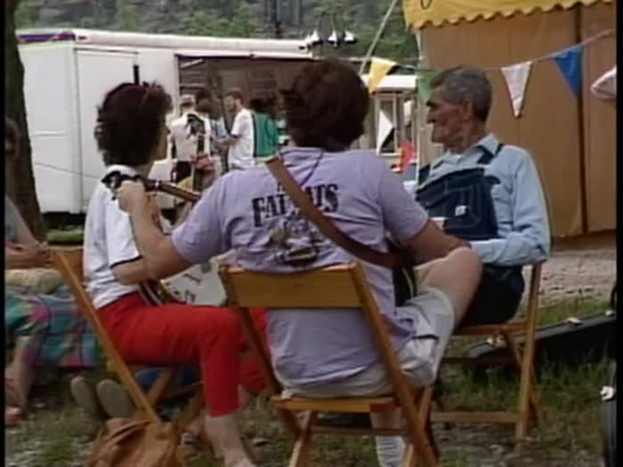 Morgan Sexton and others playing tunes at Seedtime on the Cumberland 1989