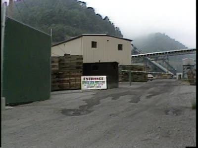 Interview with Union coal workers at Sprouse Creek Processing Plant about security measures & radios