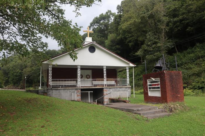 First Mount Calvary Baptist Church, exterior