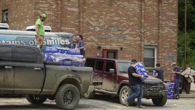 Mountains of Smiles at Hindman Volunteer Fire Dept.
