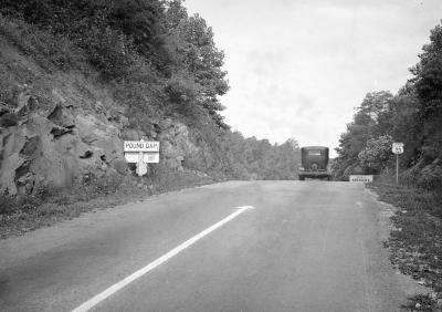 Entrance to Kentucky along U.S. 23 in Pound Gap