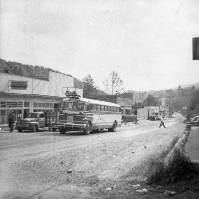 Greyhound bus in East Jenkins