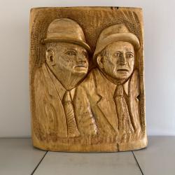 Hatfield and McCoy wooden sculpture by Fred Carter