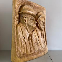 Hatfield and McCoy wooden sculpture by Fred Carter