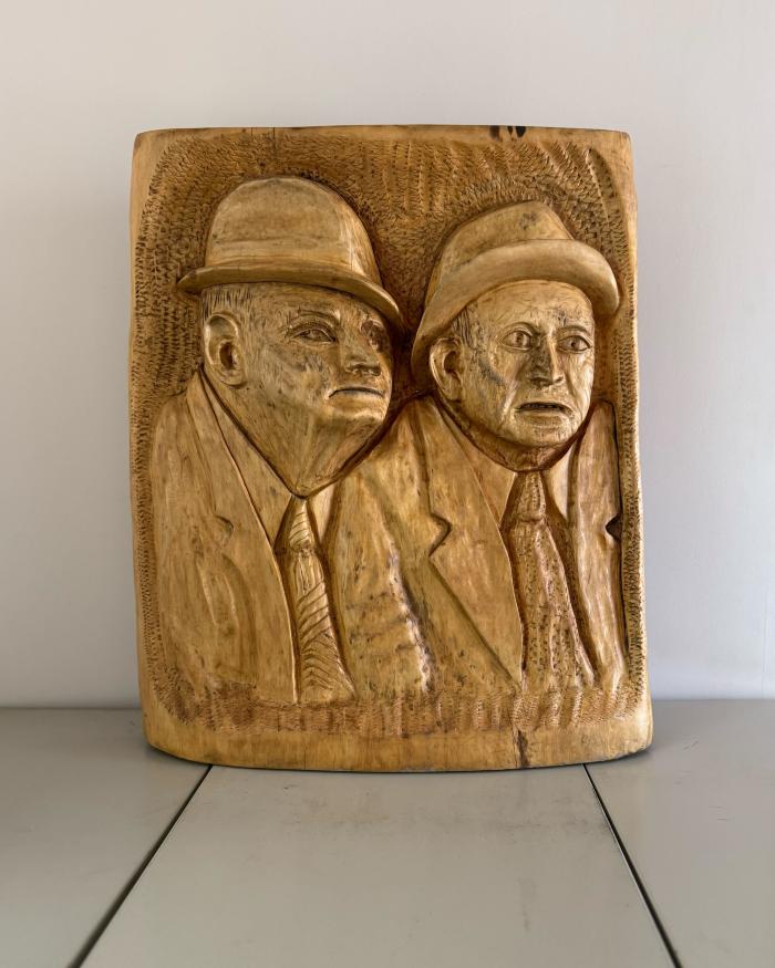 Hatfield and McCoy wooden sculpture by Fred Carter