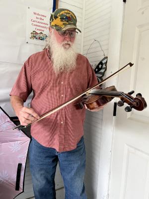 Pick and Bow student Remus Wooten