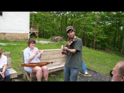 Sourwood Mountain fiddle lesson by Leo Shannon at Carcassonne Community Center