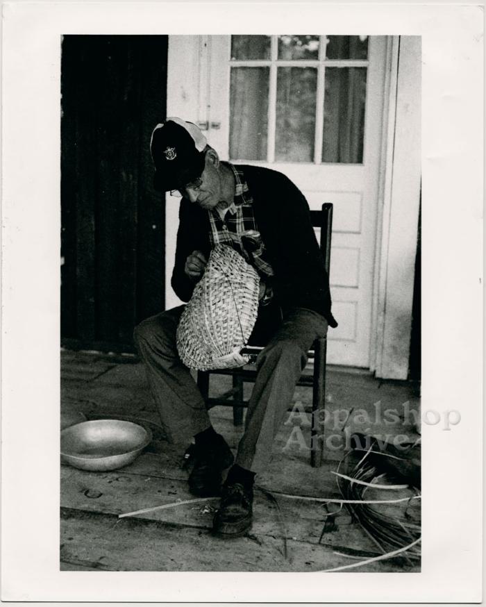 Oaksie production still