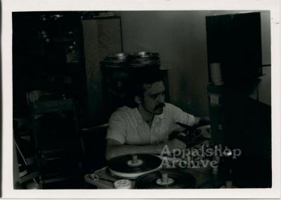Strangers and Kin:  A History of the Hillbilly Image production still